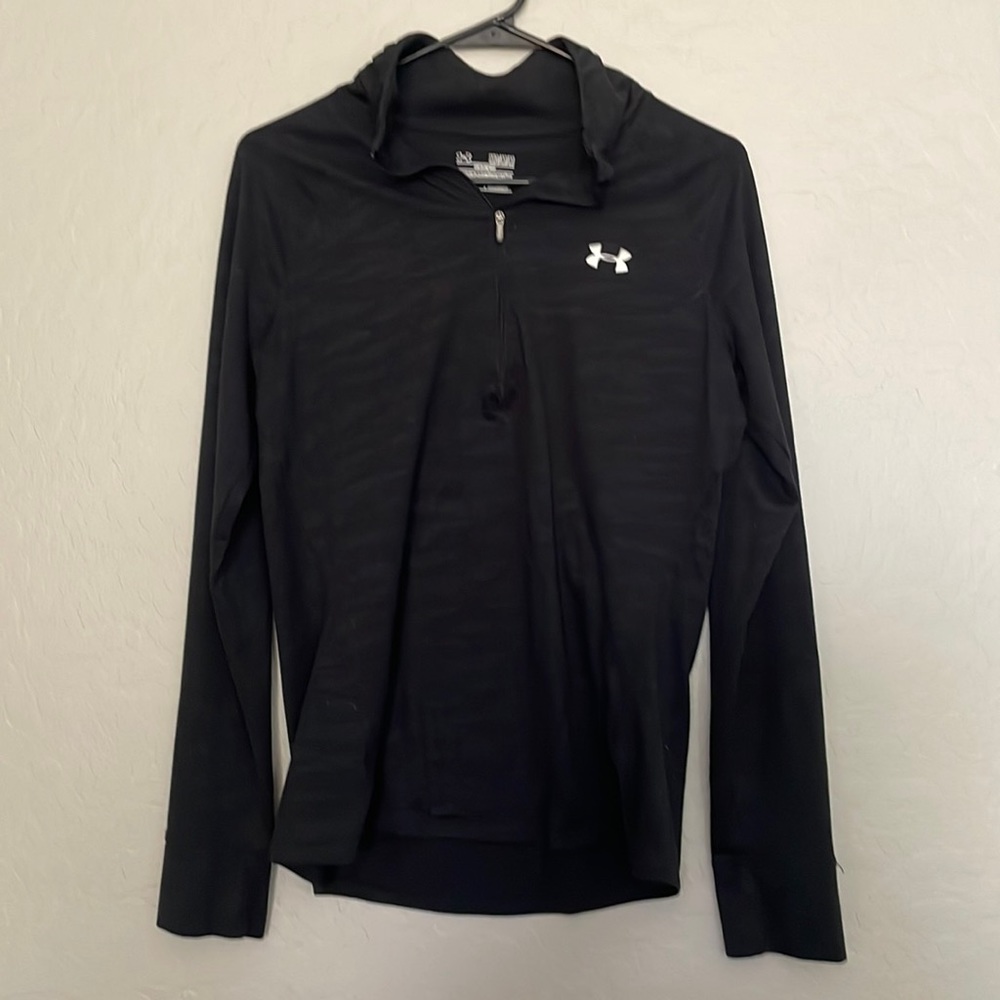 Women’s long sleeve top